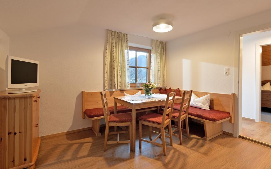 Апартаменти Haus Sonnenschein Гарт-ім-Ціллерталь Номер фото